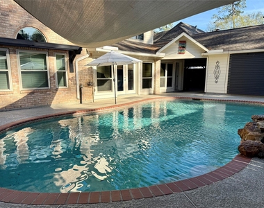 12907 Lake Mist Drive - Photo Thumbnail 23