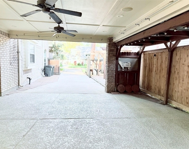 12907 Lake Mist Drive - Photo Thumbnail 25