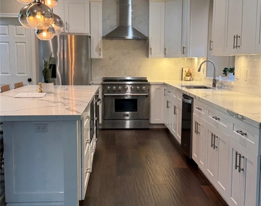 12907 Lake Mist Drive - Photo Thumbnail 7