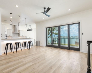 4 Paradise Lane - Photo Thumbnail 10