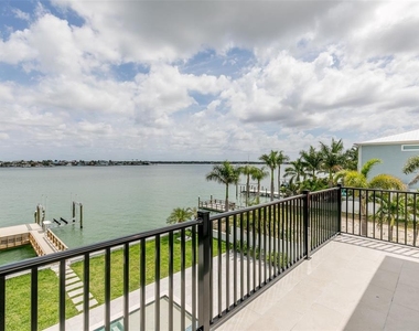 4 Paradise Lane - Photo Thumbnail 37