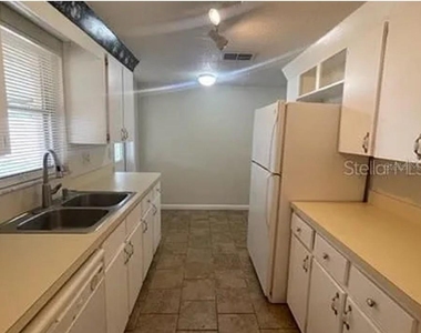 1305 Carr Drive - Photo Thumbnail 3