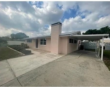 1305 Carr Drive - Photo Thumbnail 2