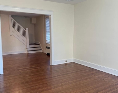 1320 Chelsea Avenue - Photo Thumbnail 9