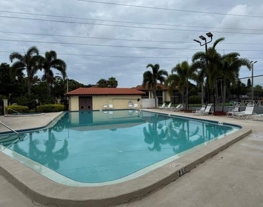 1711 Hammock Pine Boulevard - Photo Thumbnail 42