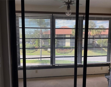 1711 Hammock Pine Boulevard - Photo Thumbnail 18