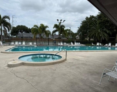 1711 Hammock Pine Boulevard - Photo Thumbnail 40