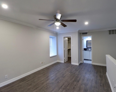 5929 Queensloch Drive - Photo Thumbnail 7