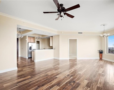 449 S 12th Street - Photo Thumbnail 7
