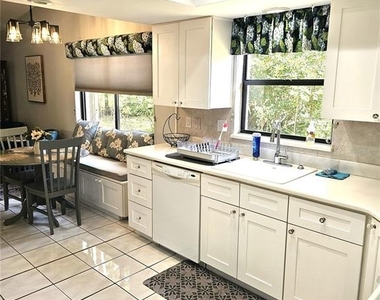 3235 Buckhorn Drive - Photo Thumbnail 8