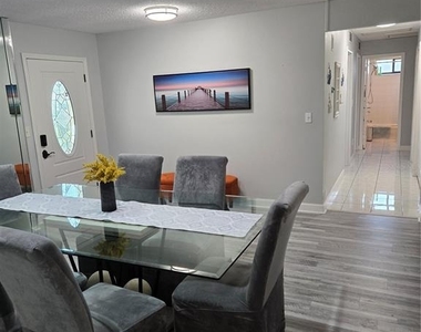 3235 Buckhorn Drive - Photo Thumbnail 11