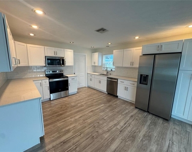 535 173rd Avenue - Photo Thumbnail 56