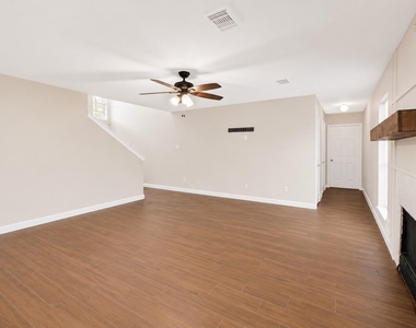 19002 Timber Way Drive - Photo Thumbnail 5