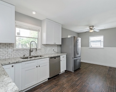 1719 Longhorn Drive - Photo Thumbnail 21