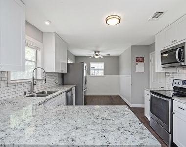 1719 Longhorn Drive - Photo Thumbnail 18