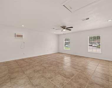 6311 Tall Willow Drive - Photo Thumbnail 9