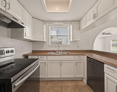 6311 Tall Willow Drive - Photo Thumbnail 15