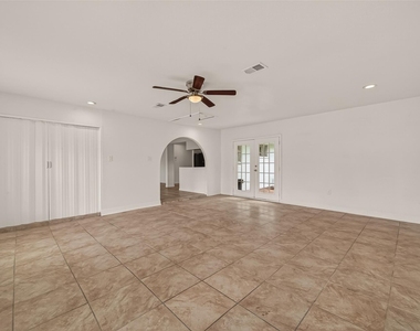 6311 Tall Willow Drive - Photo Thumbnail 11