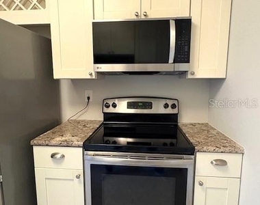 1902 Dandridge Street - Photo Thumbnail 15