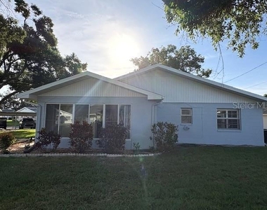 1902 Dandridge Street - Photo Thumbnail 3