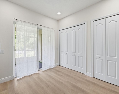 1141 Kennewick Court - Photo Thumbnail 11