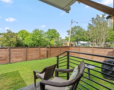 4630 Woodside Street - Photo Thumbnail 10