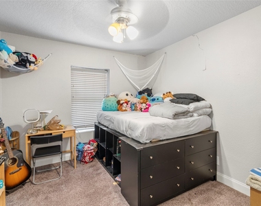4630 Woodside Street - Photo Thumbnail 7
