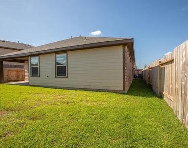 18435 Grayson Bluff Way - Photo Thumbnail 27