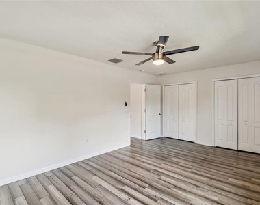 11027 Tahiti Isle Lane - Photo Thumbnail 30