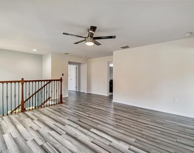 11027 Tahiti Isle Lane - Photo Thumbnail 14