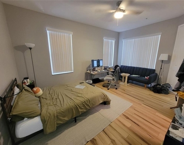 5052 Sunridge Palms Drive - Photo Thumbnail 13