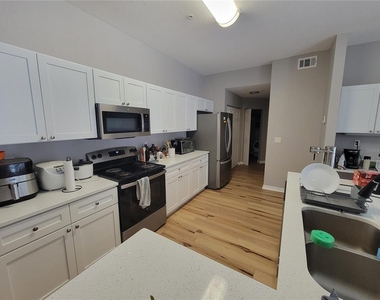 5052 Sunridge Palms Drive - Photo Thumbnail 2