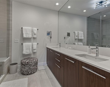 275 1st Avenue S - Photo Thumbnail 73