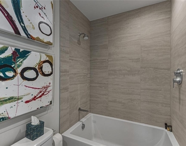 275 1st Avenue S - Photo Thumbnail 13