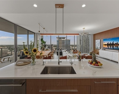 275 1st Avenue S - Photo Thumbnail 41
