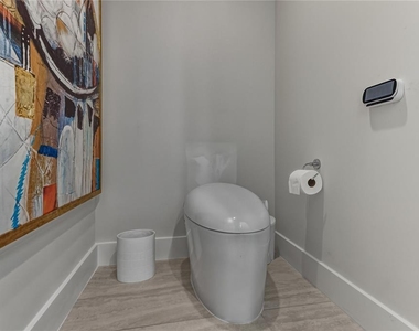 275 1st Avenue S - Photo Thumbnail 75