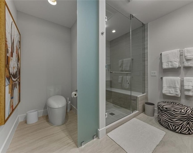 275 1st Avenue S - Photo Thumbnail 76