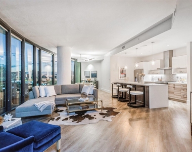 3333 Lake Street - Photo Thumbnail 1