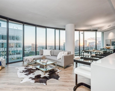 3333 Lake Street - Photo Thumbnail 11