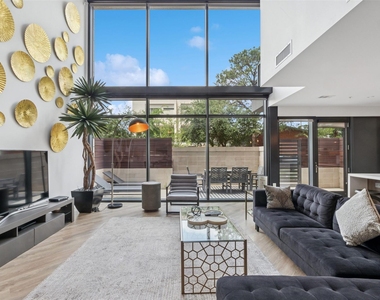 3333 Lake Street - Photo Thumbnail 3