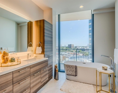 3333 Lake Street - Photo Thumbnail 13