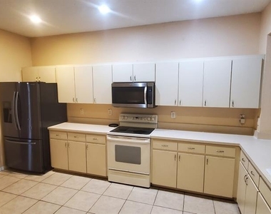 810 Terranova Road - Photo Thumbnail 2