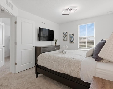 710 Longboat Drive - Photo Thumbnail 22