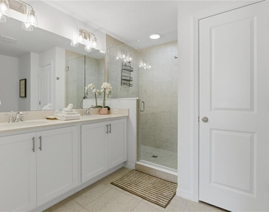 710 Longboat Drive - Photo Thumbnail 17