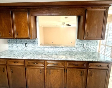 14906 Brookpoint Drive - Photo Thumbnail 8