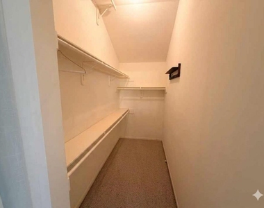 1253 W 17th Street - Photo Thumbnail 16