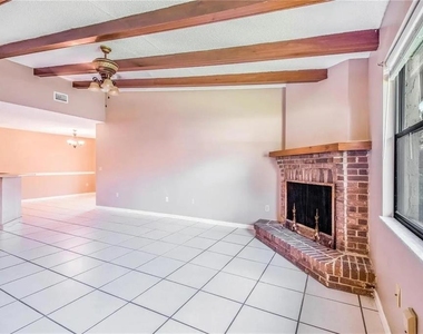 733 Mikasuki Drive - Photo Thumbnail 2