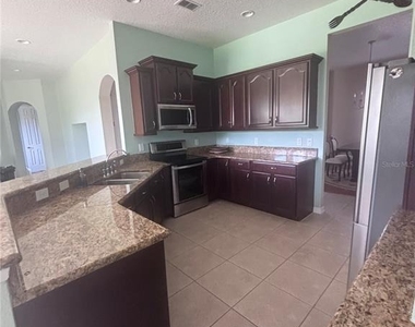 818 Pecori Terrace - Photo Thumbnail 10