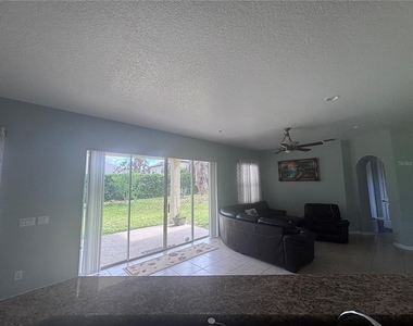 818 Pecori Terrace - Photo Thumbnail 9