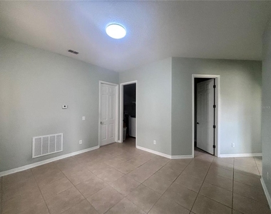 818 Pecori Terrace - Photo Thumbnail 2